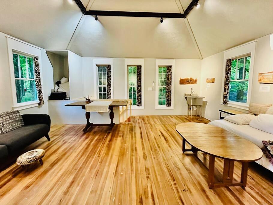 Вилла Paintmae Atelier Carriage House Palenville Экстерьер фото